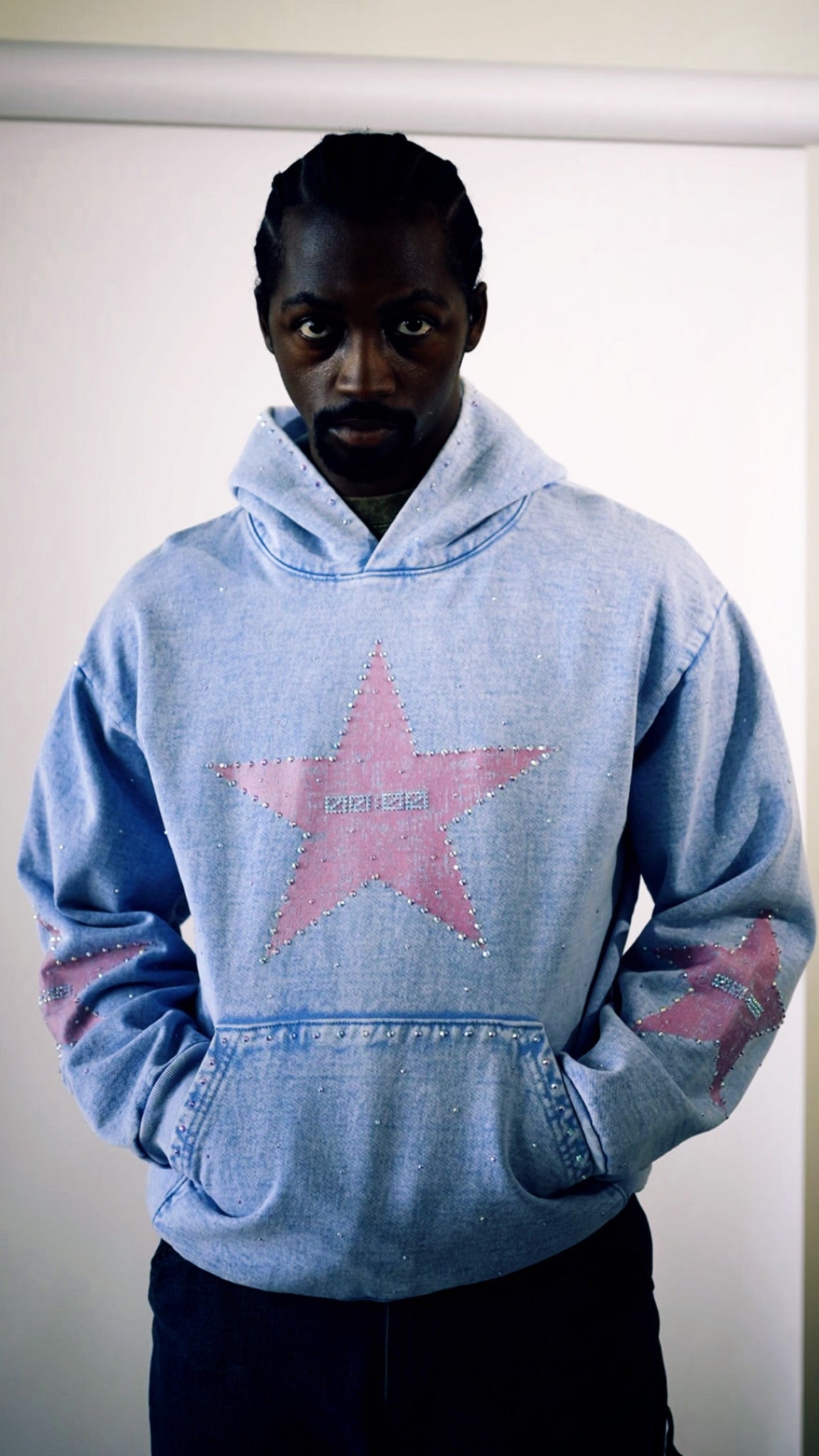 SH00:00TING STARZ RHINESTONE HOODIE